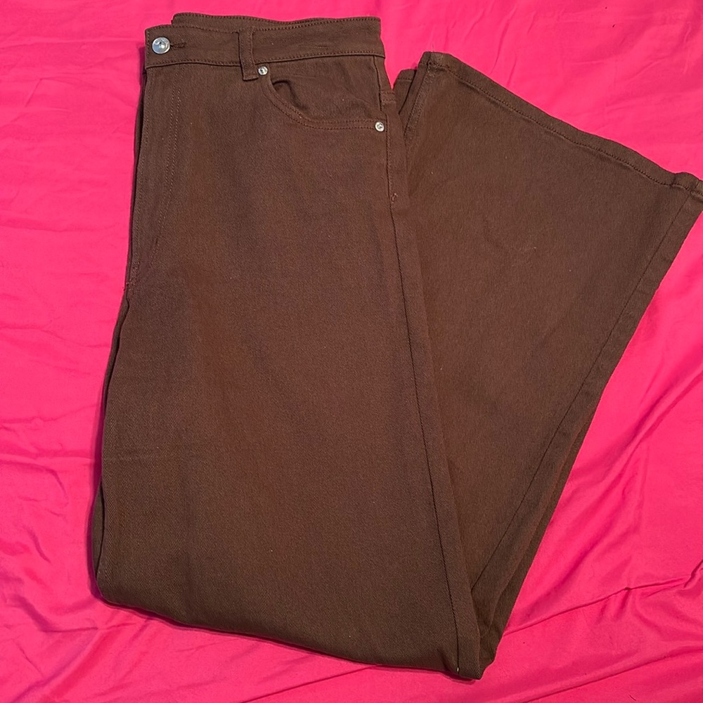 BROWN DENIM JEANS